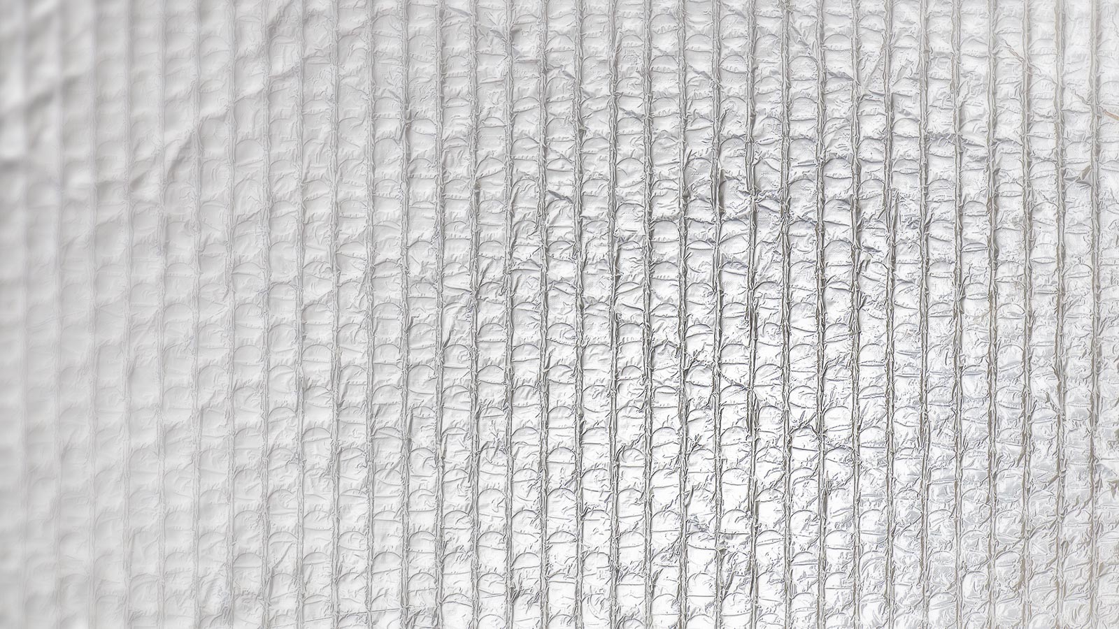 Ahorrar en calefacción con paneles reflectantes